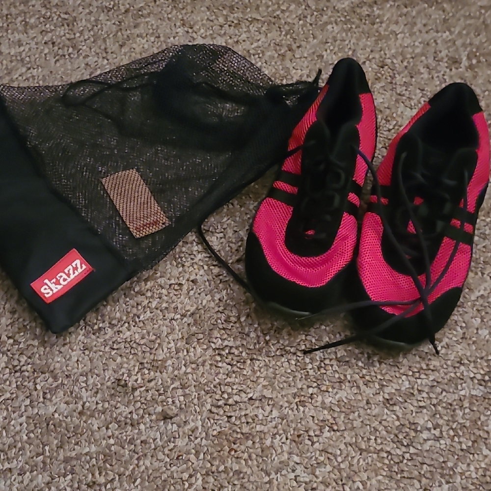 Women's Red and Black Dance Shoes